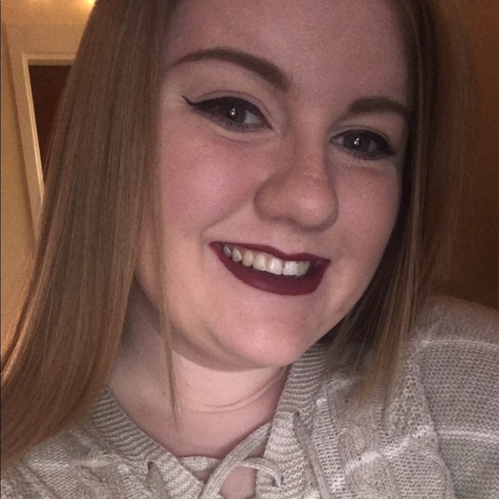 Meet your Posher, Amanda